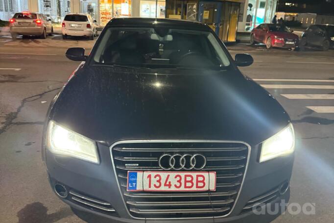 Audi A8 D4/4H Sedan