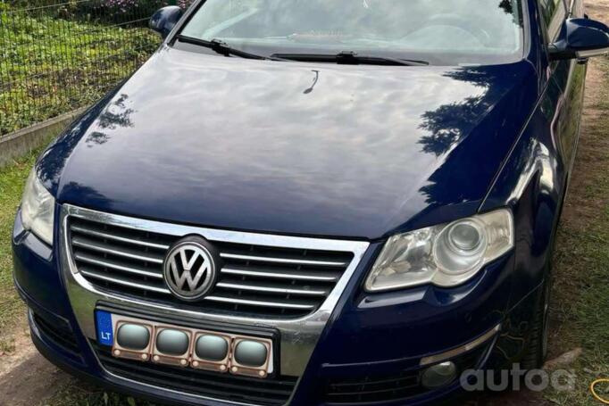 Volkswagen Passat B6 wagon 5-doors