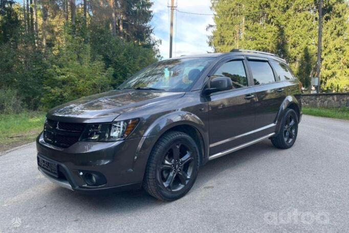 Dodge Journey 1 generation [restyling] Crossover