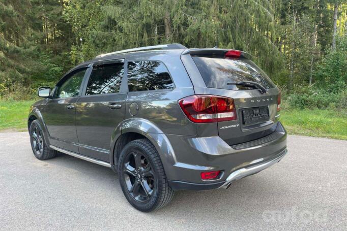 Dodge Journey 1 generation [restyling] Crossover