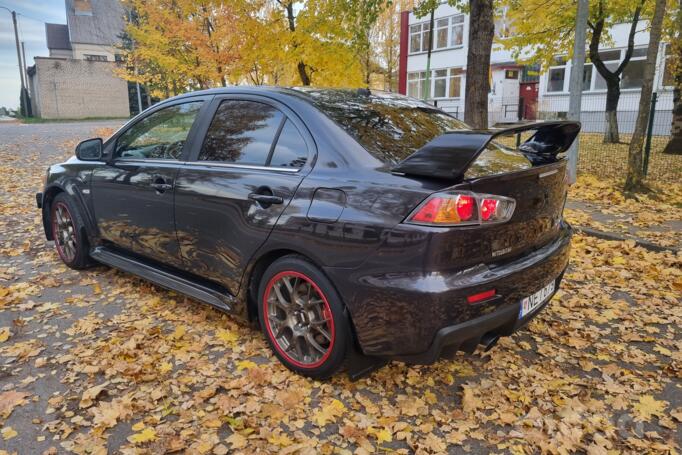 Mitsubishi Lancer Evolution X Sedan 4-doors