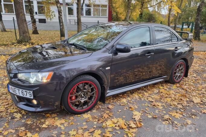 Mitsubishi Lancer Evolution X Sedan 4-doors