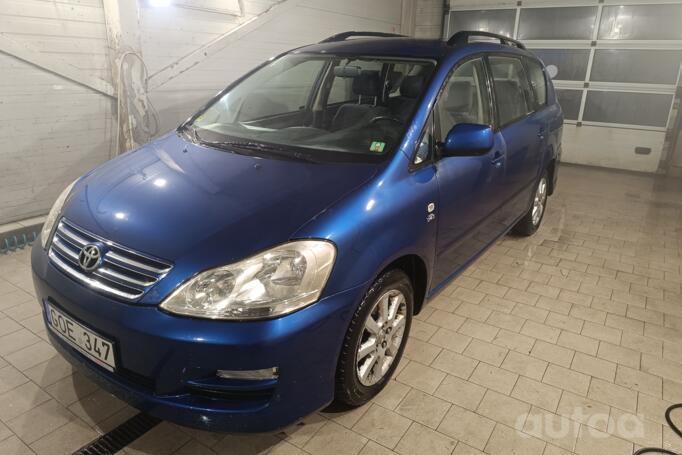 Toyota Avensis Verso 1 generation [restyling] Minivan