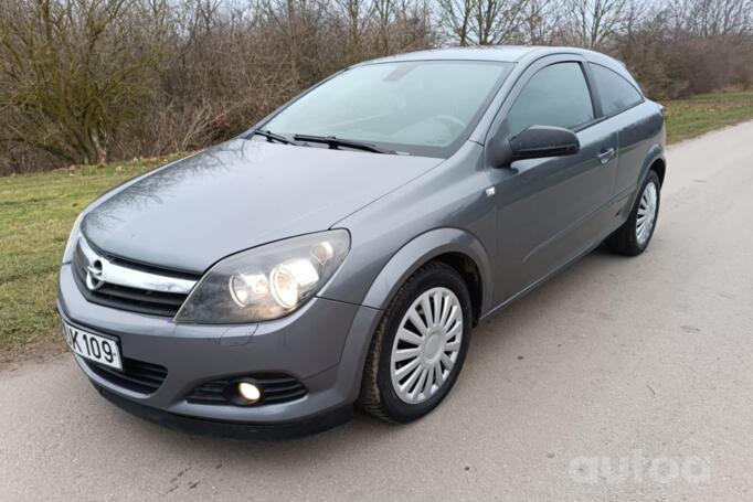 Opel Astra H Hatchback