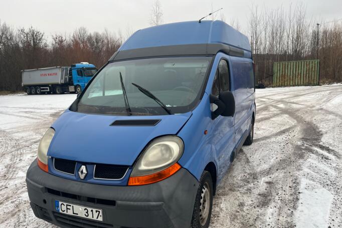 Renault Trafic 2 generation Minivan