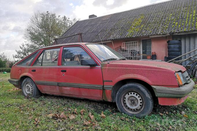 Opel Ascona C Hatchback