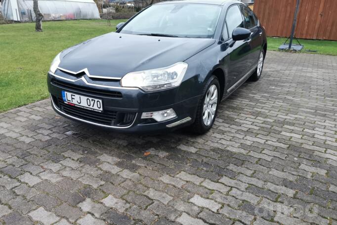 Citroen C5 2 generation Sedan