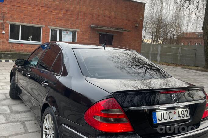 Mercedes-Benz E-Class W211 Sedan