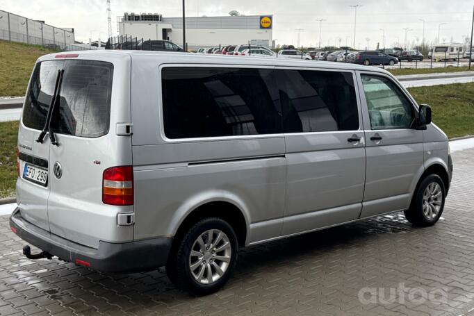 Volkswagen Transporter T5 Minivan 4-doors