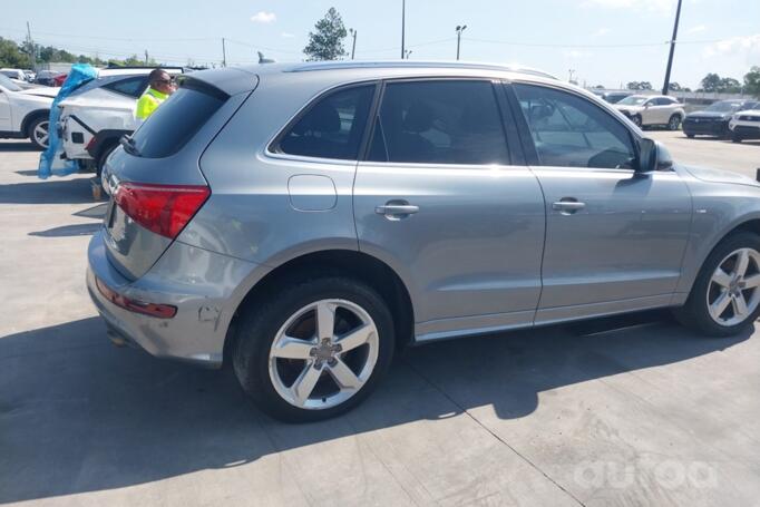 Audi Q5 8R Crossover