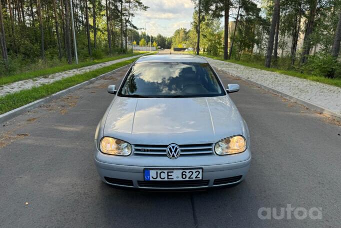 Volkswagen Golf GTI 4 generation