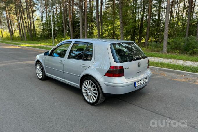 Volkswagen Golf GTI 4 generation