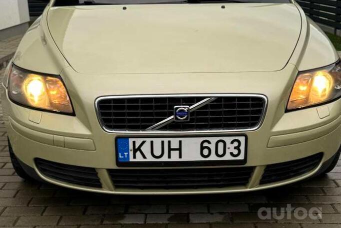 Volvo S40 2 generation Sedan