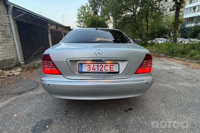 Mercedes-Benz S-Class W220 [restyling] Sedan 4-doors