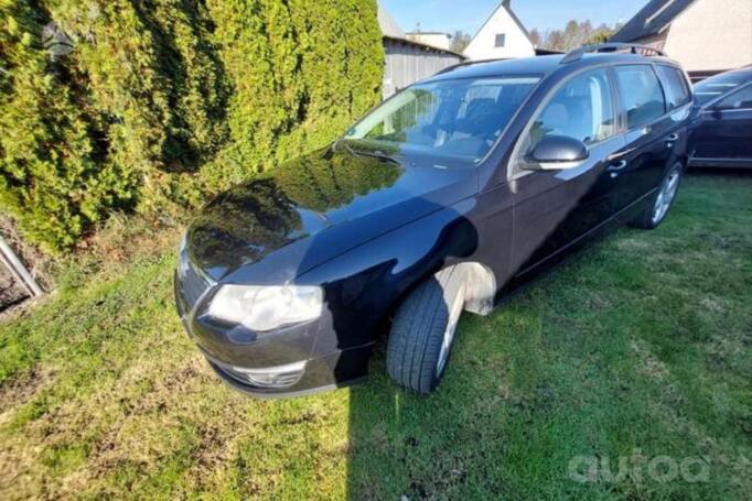 Volkswagen Passat B6 wagon 5-doors