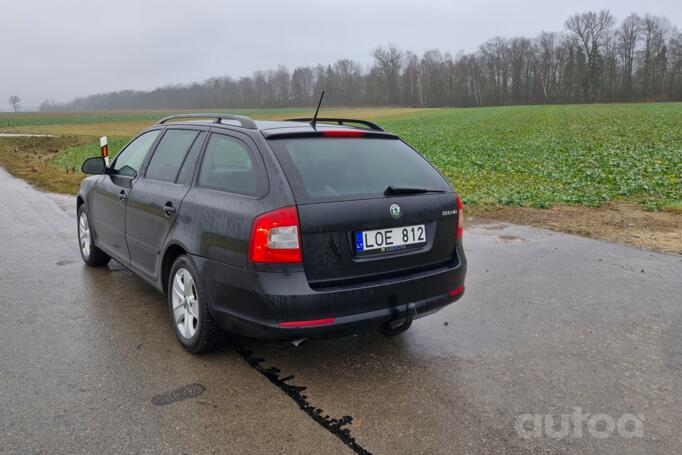 Skoda Octavia 2 generation [restyling] Combi wagon 5-doors