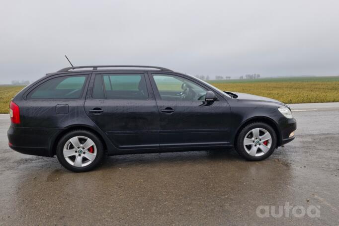 Skoda Octavia 2 generation [restyling] Combi wagon 5-doors