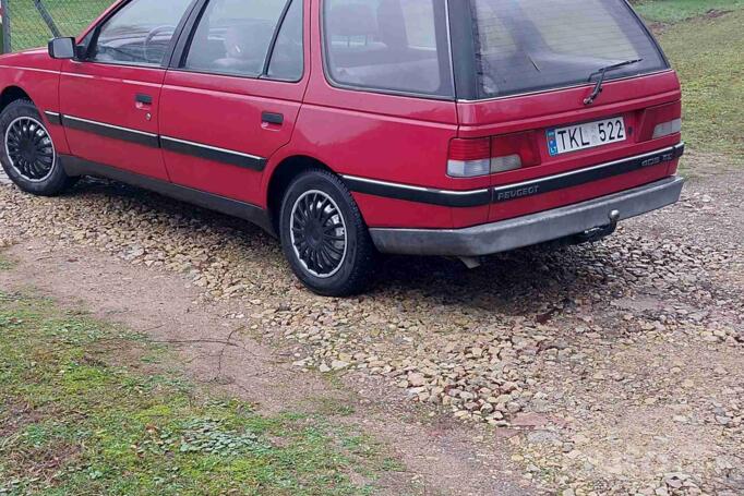 Peugeot 405