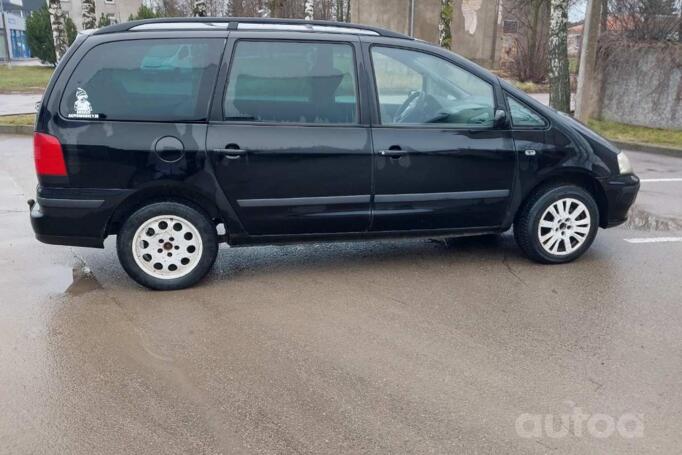 SEAT Alhambra 1 generation [restyling] Minivan