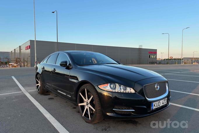 Jaguar XJ