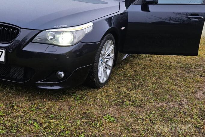 BMW 5 Series E60/E61 Touring wagon