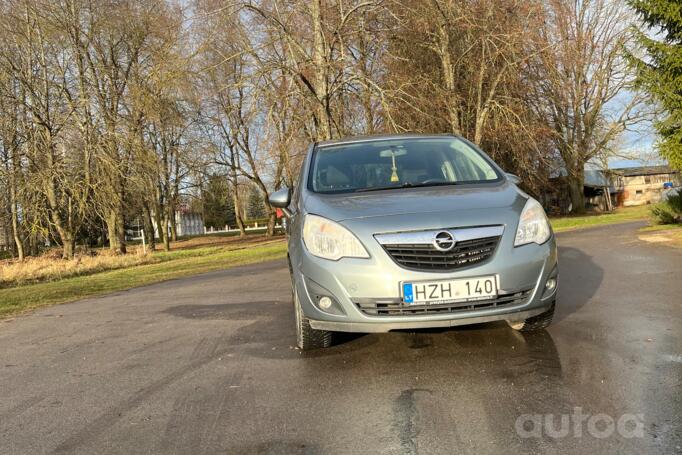 Opel Meriva 2 generation Minivan