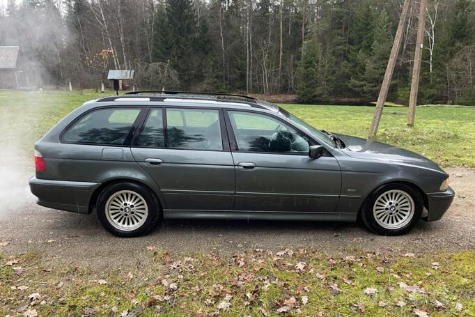 BMW 5 Series E39 Touring wagon