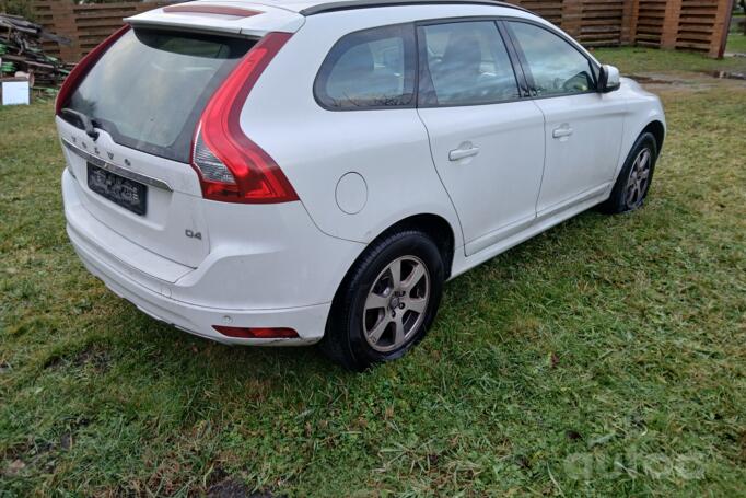 Volvo XC60 1 generation [restyling] Crossover