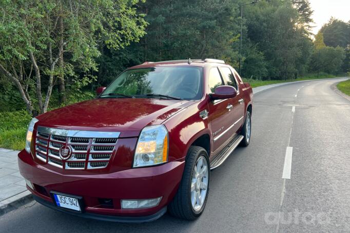 Cadillac Escalade 3 generation SUV