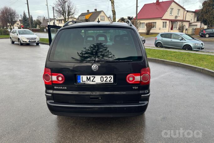 Volkswagen Sharan 1 generation [2th restyling] Minivan