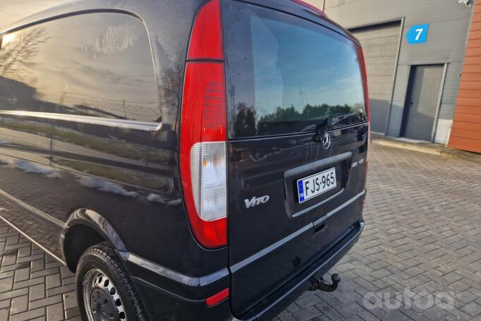 Mercedes-Benz Vito W639 Minivan 4-doors