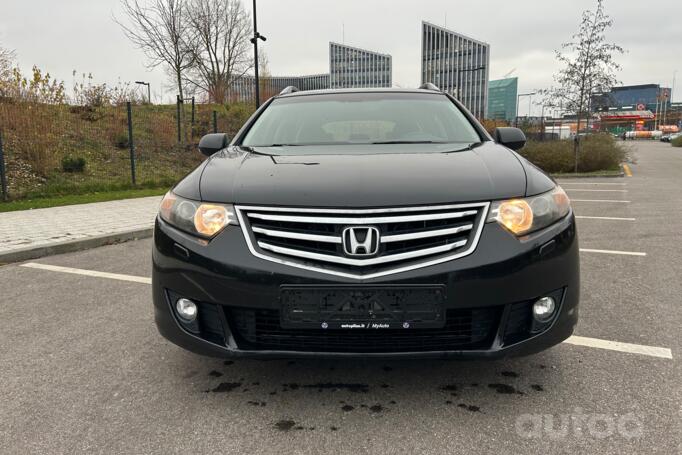 Honda Accord 8 generation Tourer wagon