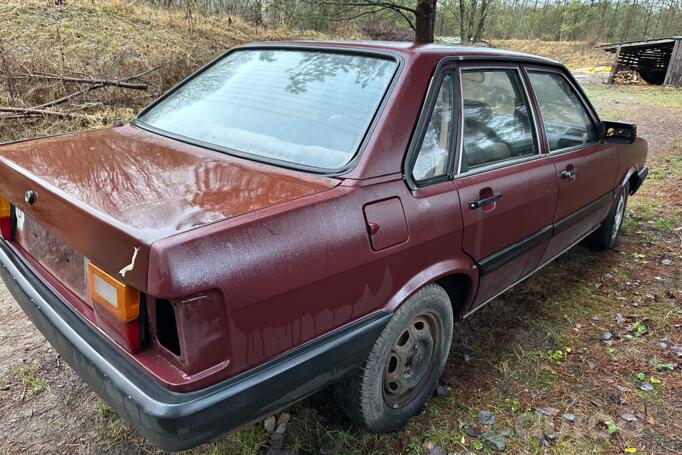 Audi 80 B2 Sedan 4-doors