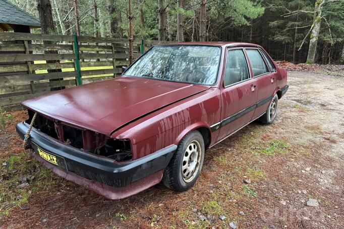 Audi 80 B2 Sedan 4-doors