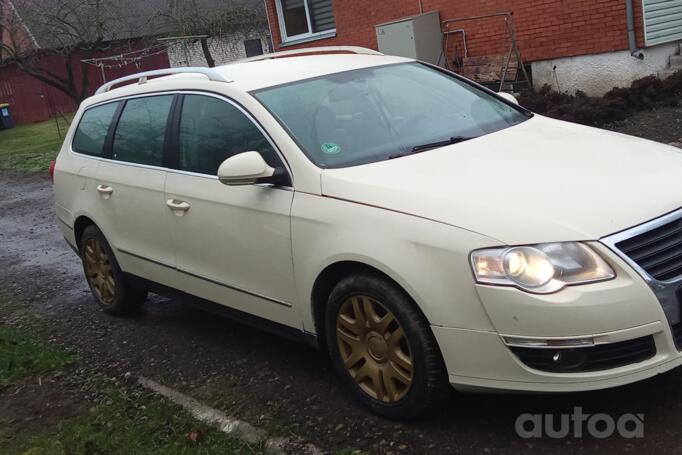 Volkswagen Passat B6 wagon 5-doors