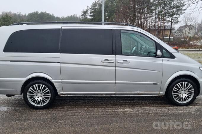 Mercedes-Benz Viano W639 Minivan