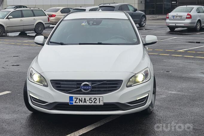 Volvo V60 1 generation [restyling] wagon 5-doors