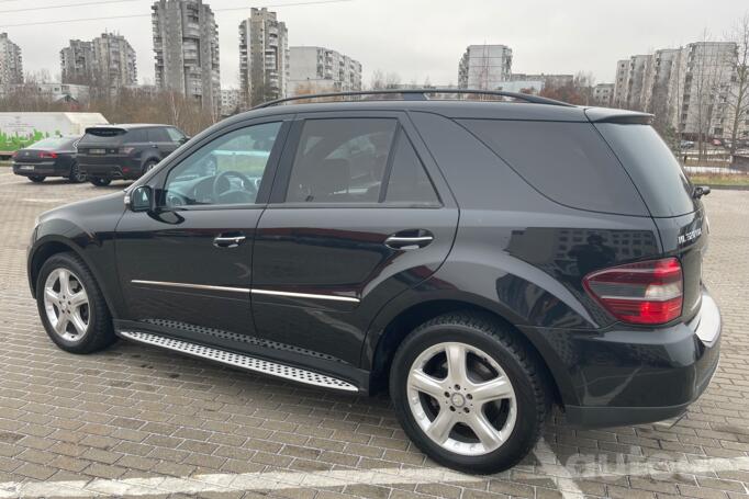 Mercedes-Benz M-Class W164 Crossover 5-doors