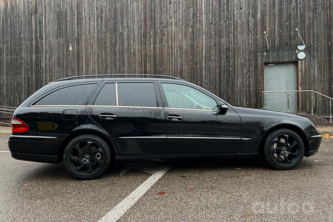 Mercedes-Benz E-Class W211/S211 wagon 5-doors