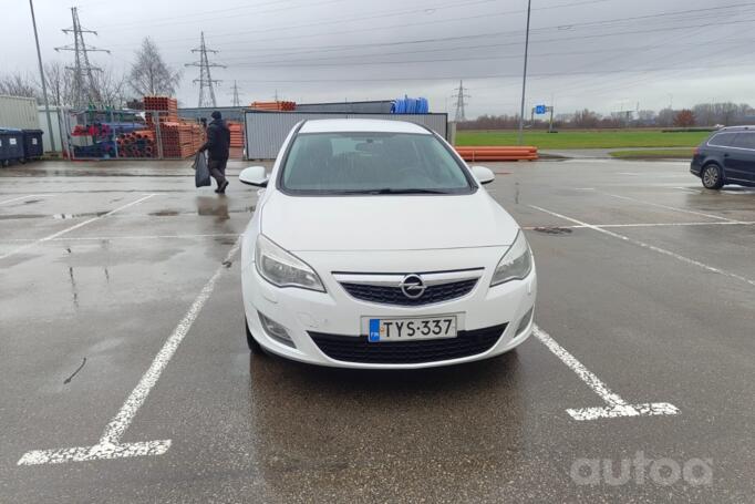 Opel Astra J [restyling] Sports Tourer wagon 5-doors