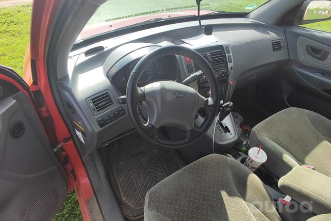 Hyundai Tucson 1 generation Crossover