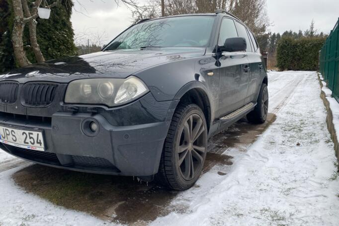 BMW X3 E83 Crossover