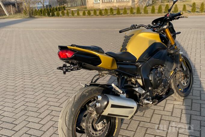 Yamaha FZ