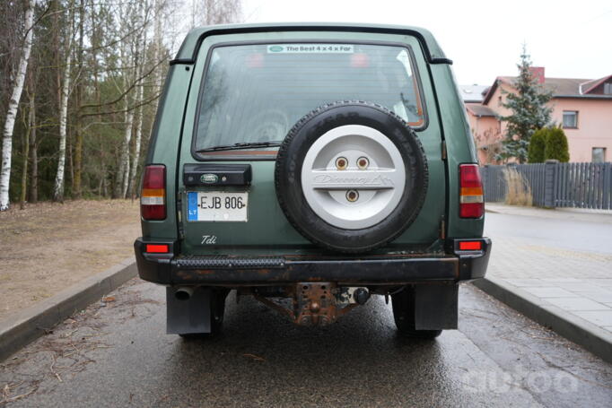 Land Rover Discovery 1 generation SUV 5-doors