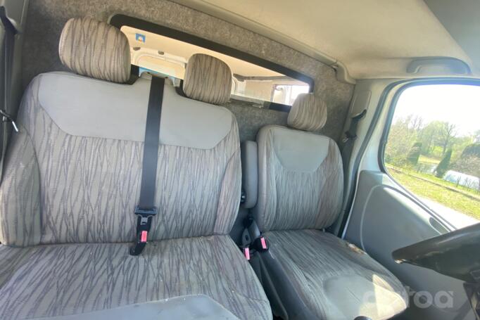 Nissan Primastar 1 generation [restyling] Minivan