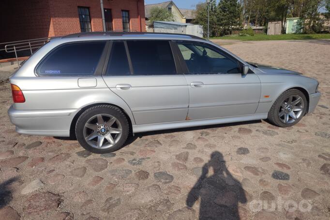 BMW 5 Series E39 Touring wagon