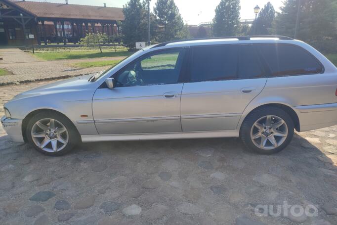 BMW 5 Series E39 Touring wagon