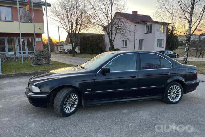 BMW 5 Series E39 Sedan 4-doors