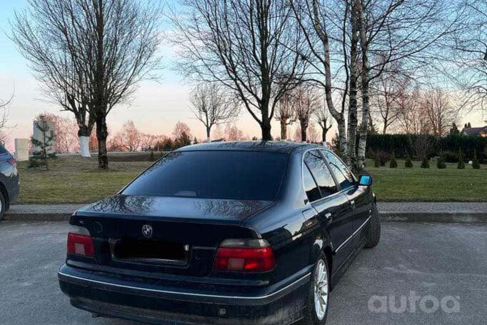 BMW 5 Series E39 Sedan 4-doors
