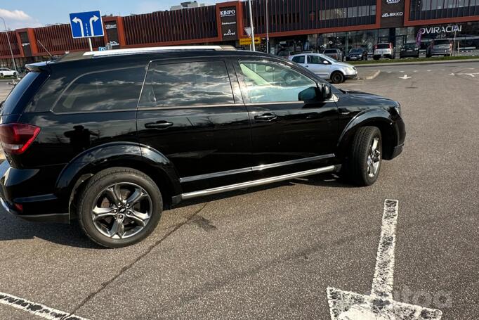 Dodge Journey 1 generation [restyling] Crossover